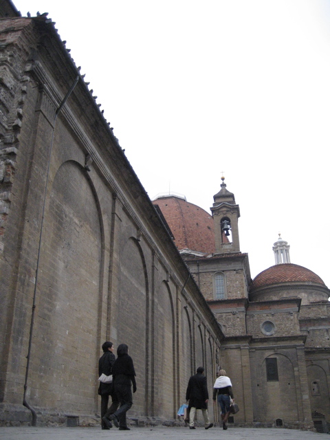 Basilica di San Lorenzo's unfinished facade