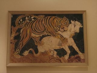 Pannello in opus sectile con tigre che assale un vitello, i Musei Capitolini