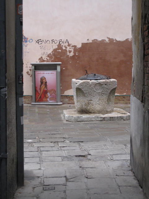 Venice Street Scene: Well