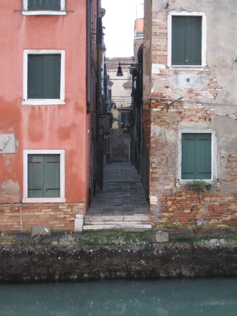 Venice Street Scene: Dead End.