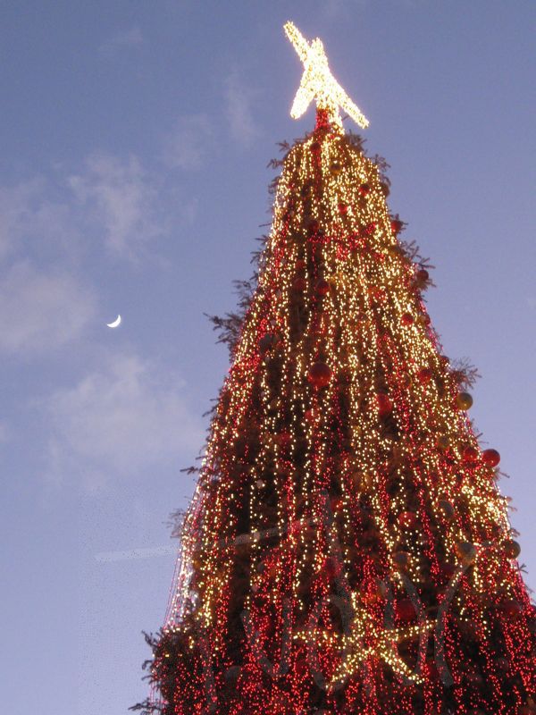 LB, Beirut - Martyr's Square at Christmas